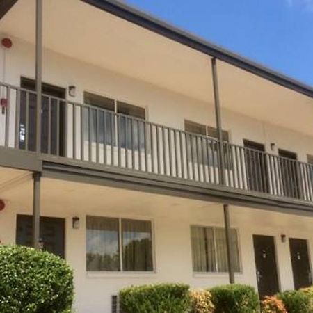 Knights Inn Longview Ngoại thất bức ảnh