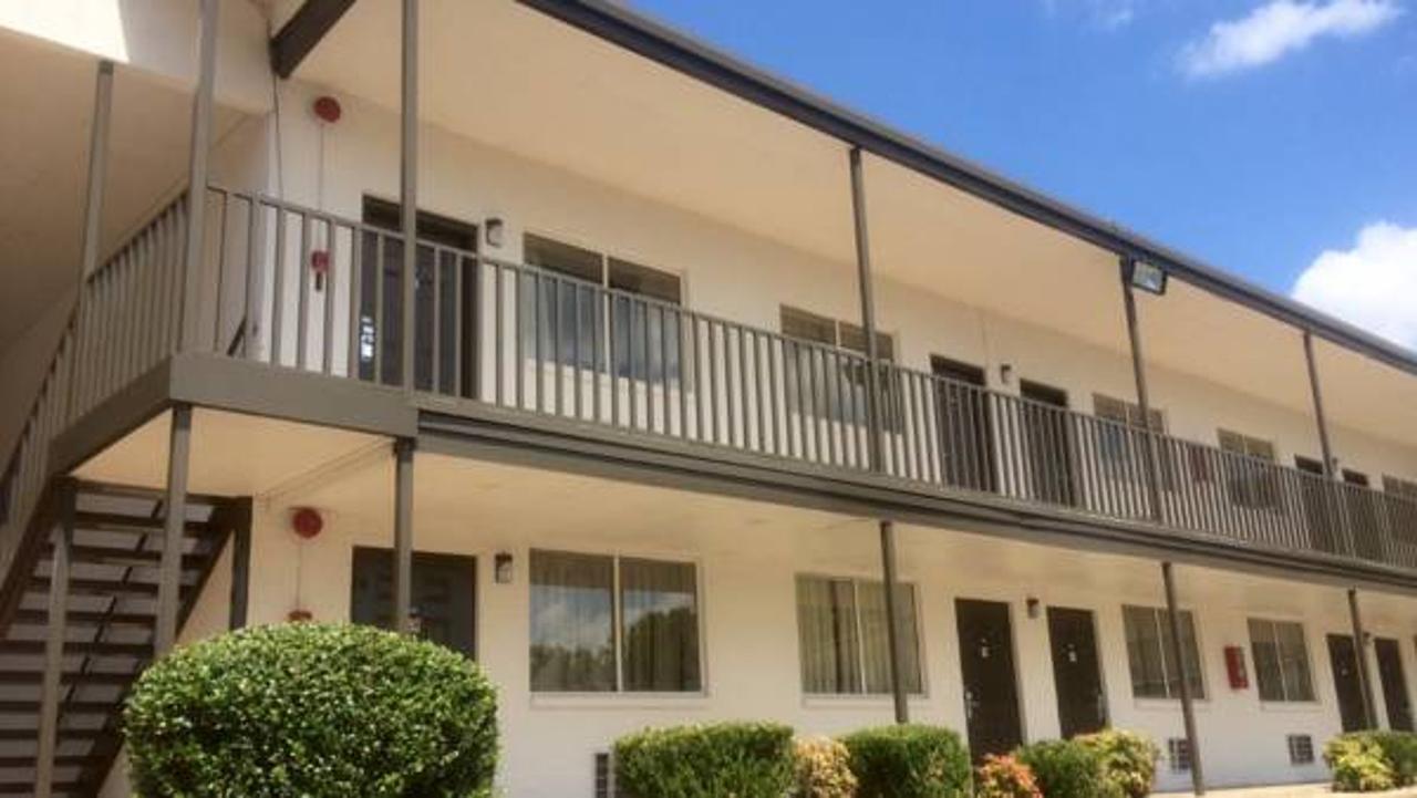 Knights Inn Longview Ngoại thất bức ảnh